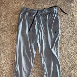 Nike Men's Size XL - Gray Workout Basketball Pants